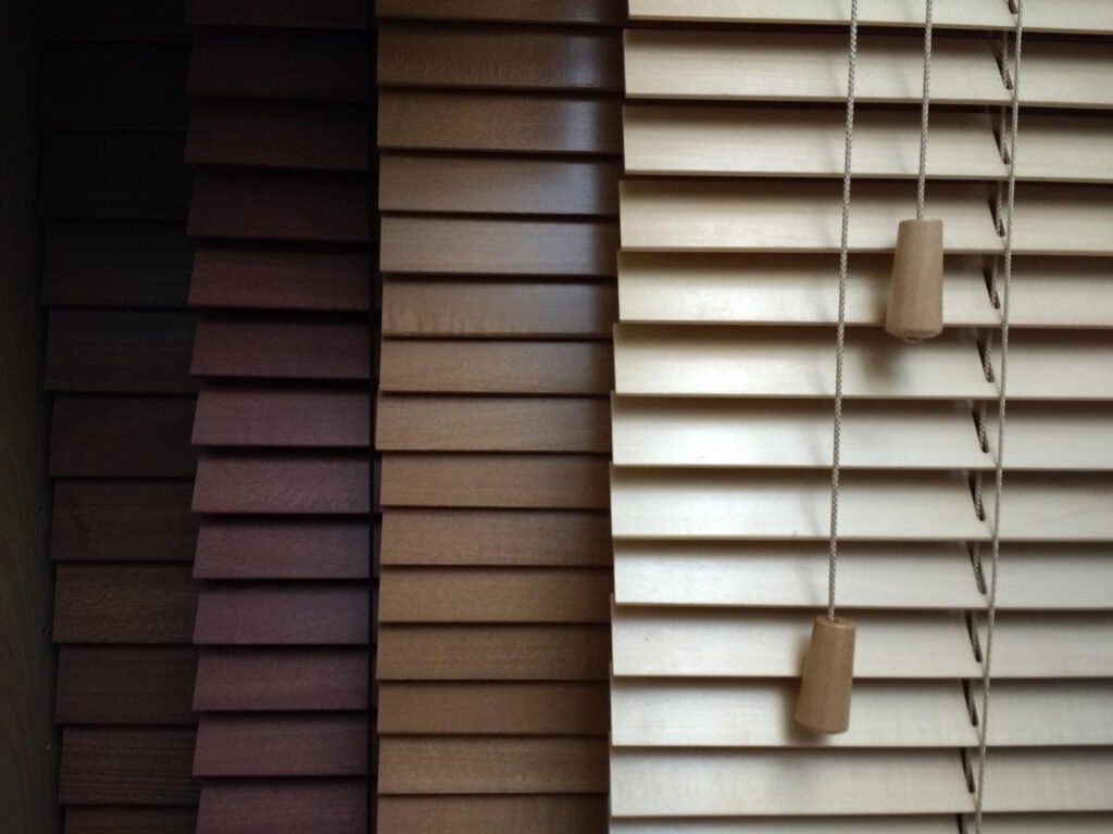 Styles_of_Wood_Blinds
